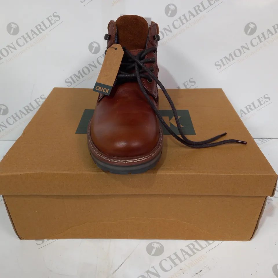 BOXED PAIR OF CRICK HUXLEY BOOTS IN TAN UK SIZE 8