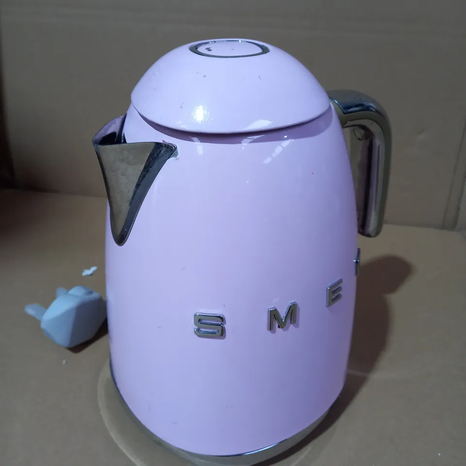 SMEG KLF05 MINI KETTLE PINK 