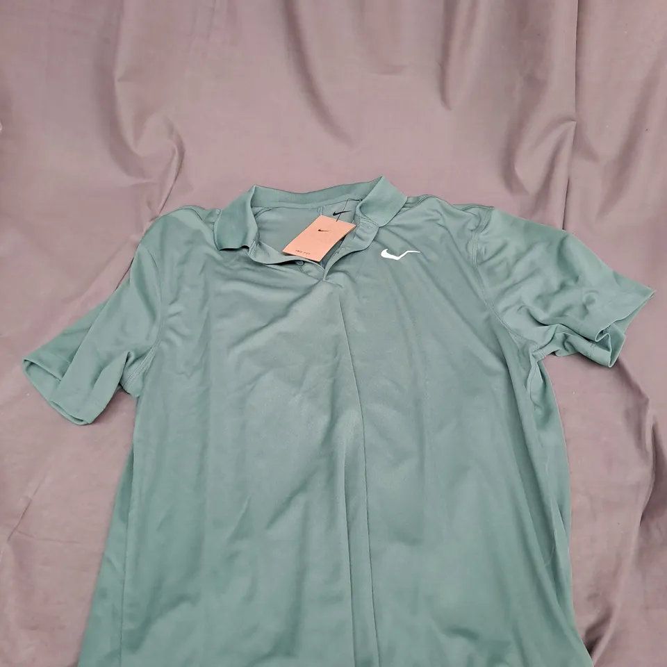 NIKE MEDIUM DRI-FIT POLO PASTEL GREEN