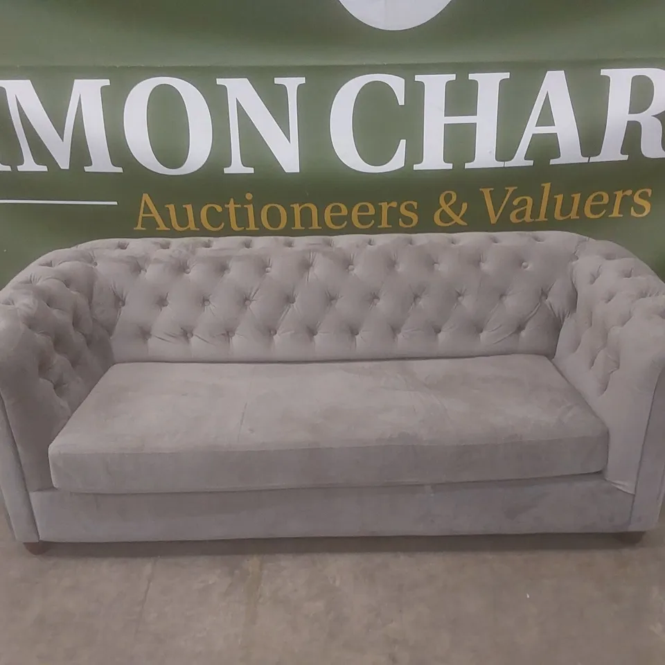 DESIGNER 3 SEATER CHESTERFIELD VELVET UPHOLSTERED SOFABED