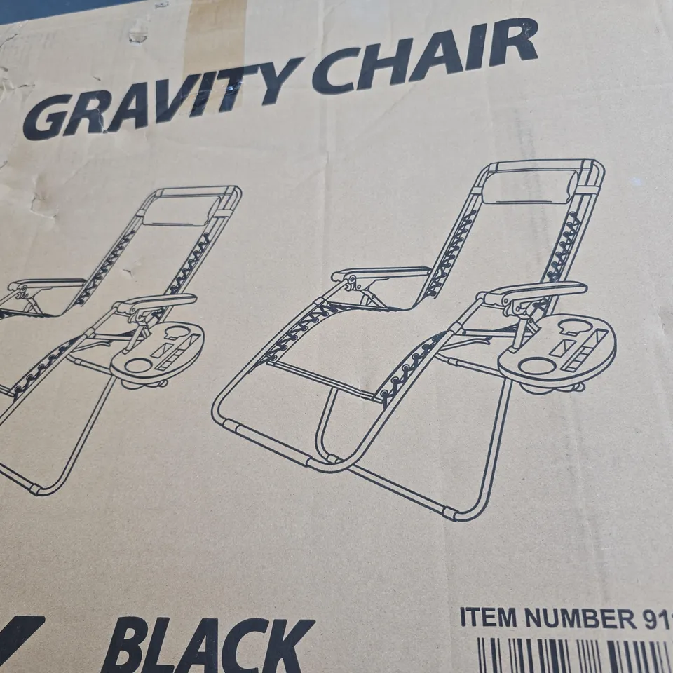 BOXED FINE GARDEN GRAVITY CHAIRS SET 