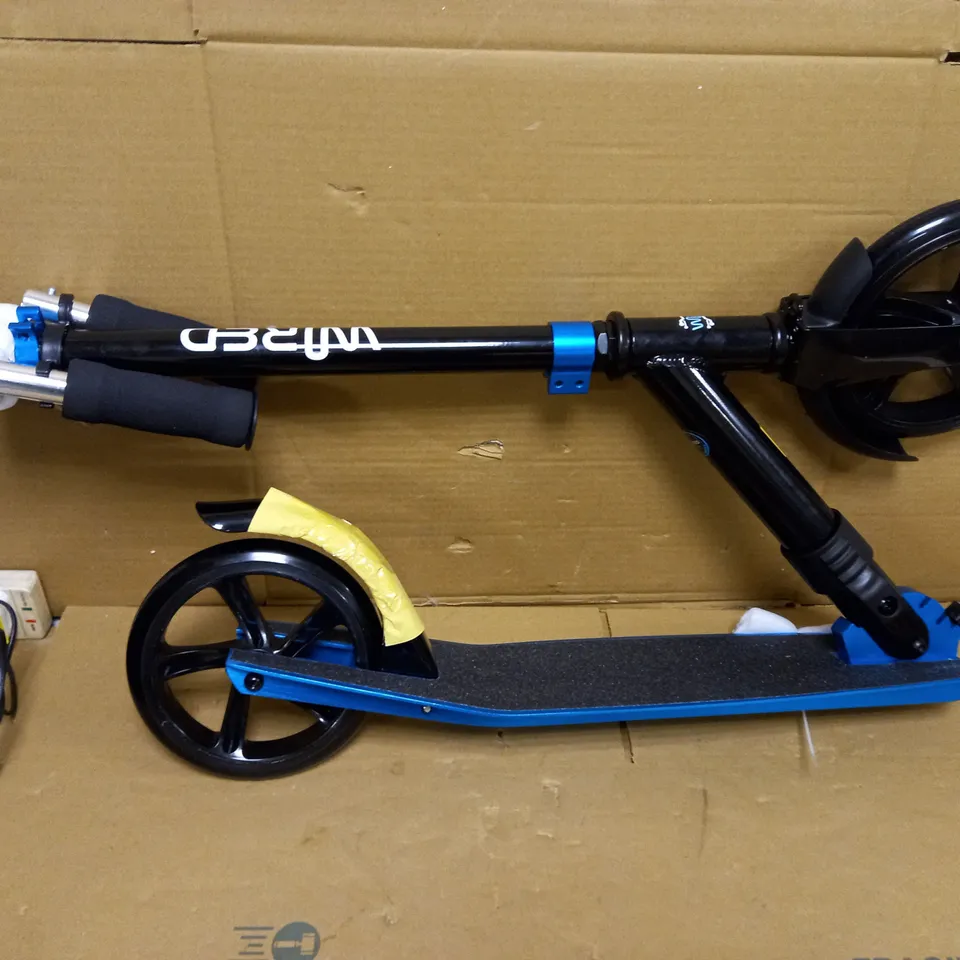 BOLT F4 RACING SCOOTER