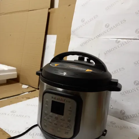 INSTANT POT DUO CRISP AIR FRYER MULTICOOKER