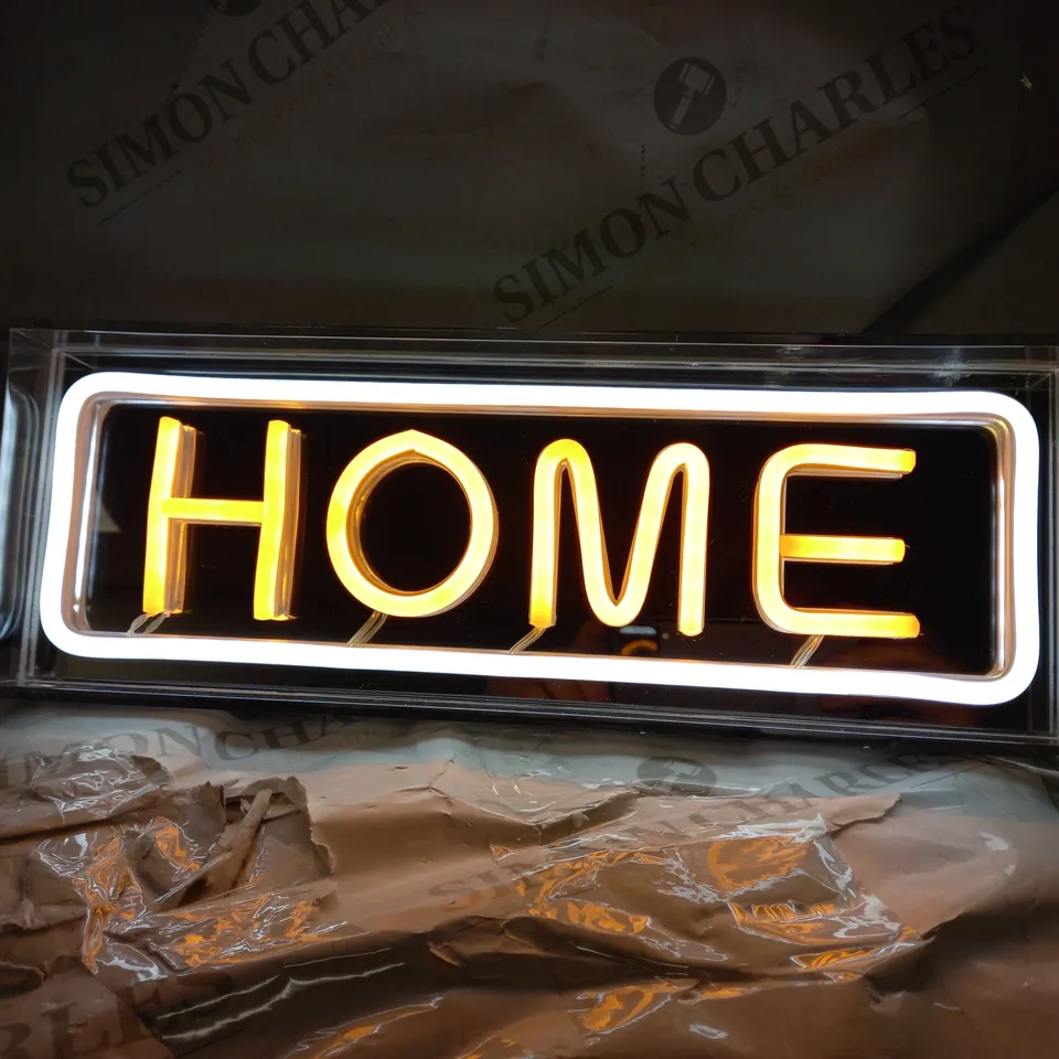 BUNDLEBERRY BY AMANDA HOLDEN NEON STYLE LED LIGHT
