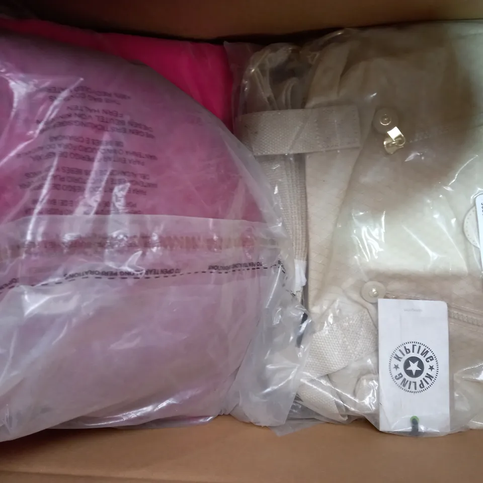 BOX OF APPROXIMATELY 15 ASSORTED CLOTHING AND FASHION ITEMS OF VARIOUS COLOURS AND STYLES TO INCLUDE FINERY, MARLA WYNNE, ETC