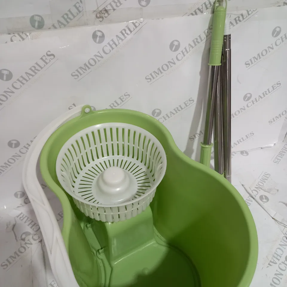 SPIN MOP AND BUCKET IN GREEN