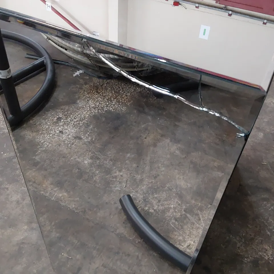 DESIGNER DOUBLE DOOR MIRRORED CUPBOARD