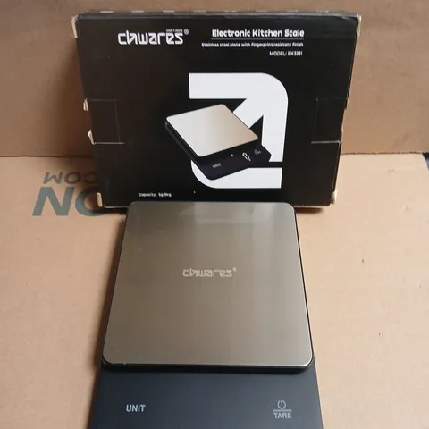 ELECTRONIC KITCHEN SCALE WITH STAINLESS STEEL PLATFORM 