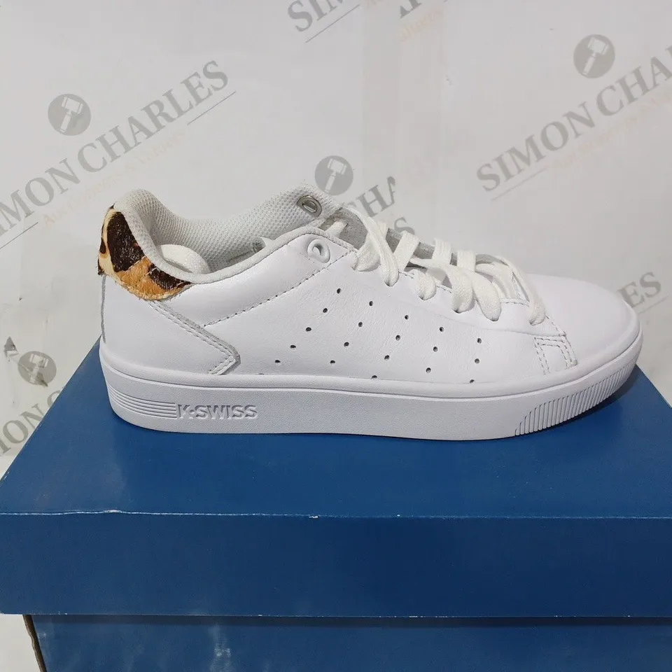 BOXED PAIR OF K-SWISS COURT FRASCO II WOMENS TRAINERS IN WHITE - SIZE 5