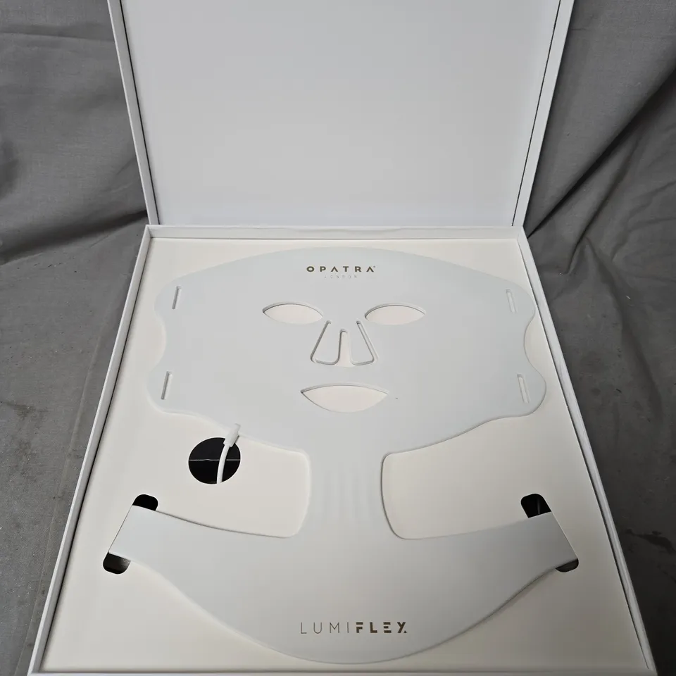 OPATRA LONDON LUMIFLEX LED LIGHT THERAPY FACIAL MASK – BOXED