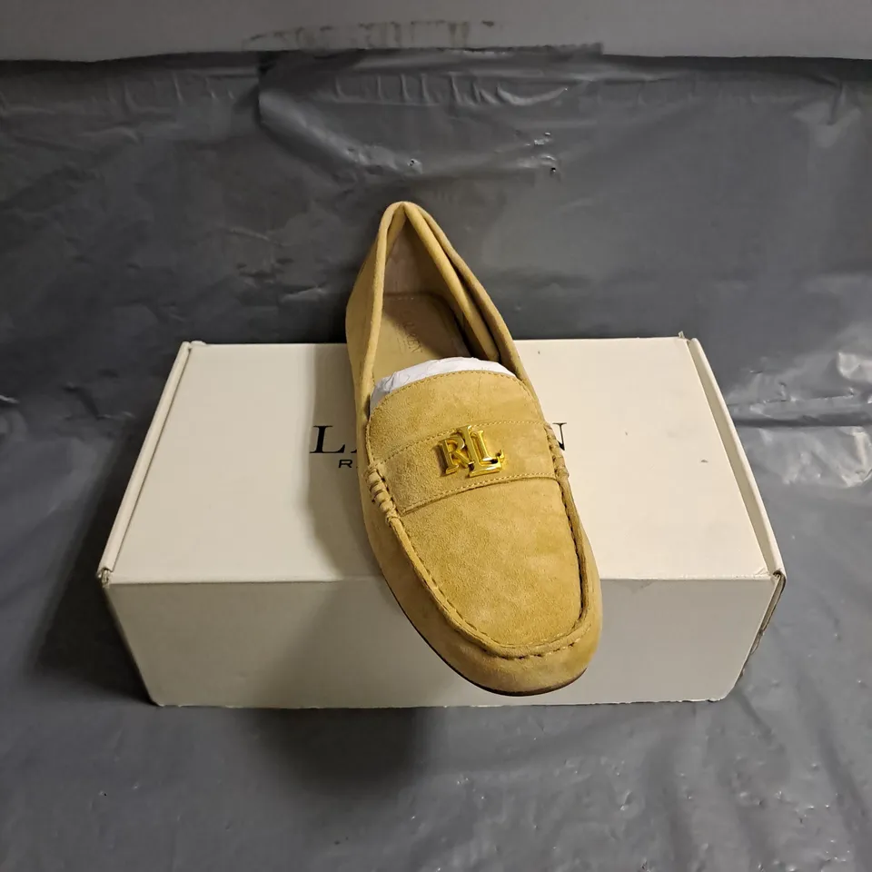 BOXED PAIR OF RALPH LAUREN BARNSBURY DRIVER SHOES IN TAN SIZE UK 8