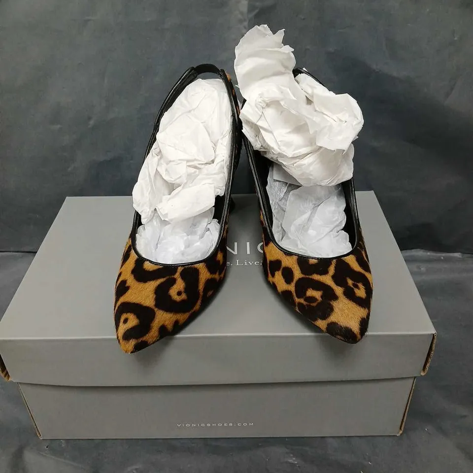 BOXED PAIR OF VIONIC LEOPARD PRINT DESIGN HIGH HEEL - 3