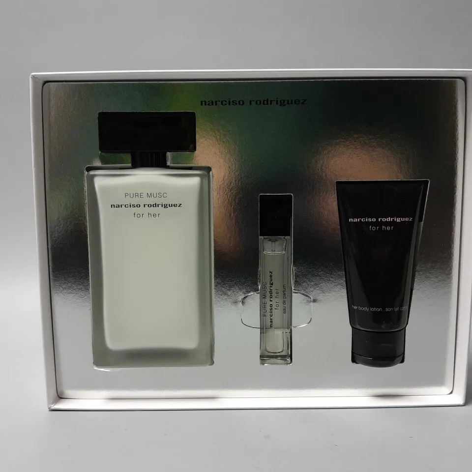BOXED PURE MUSIC NARCISO RODRIGUEZ FOR HER SET