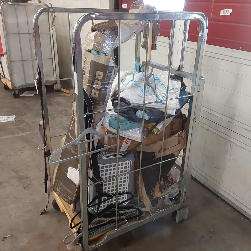 CAGE OF ASSORTED CONSUMER PRODUCTS INCLUDING: GYMNASTICS BAR, FIRE PIT, PET PADDLING POOLS ECT // CAGE NOT INCLUDED 