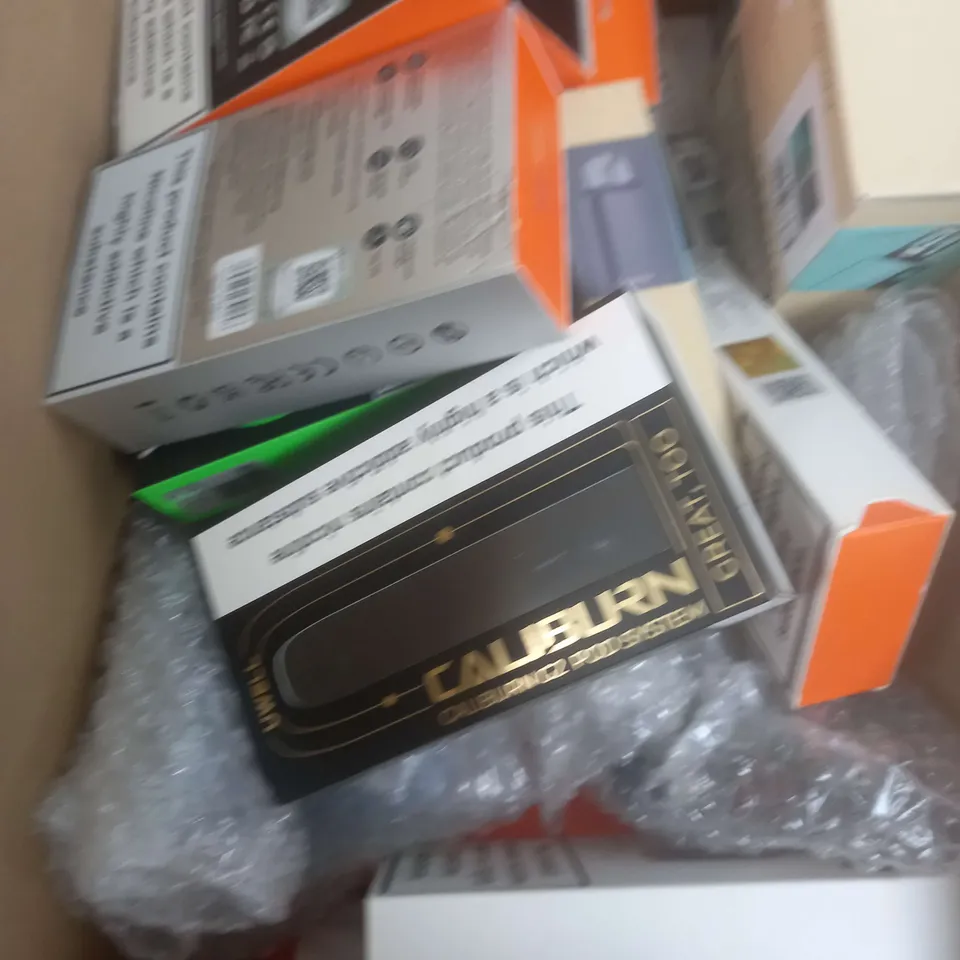BOX OF APPROXIMATELY 10 ASSORTED E-CIGARATTES TO INCLUDE GEEKVAPE, INNOKIN, UWELL ETC