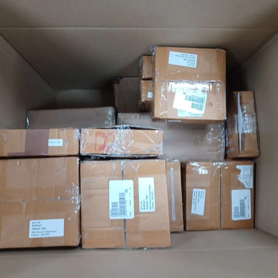 BOX OF APROX 15 ITEMS TO INCLUDE GLASSES C.E.O VITAMIN C - FAUX PLANTS - COLLECTION ONLY 