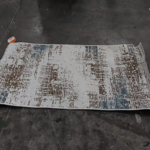 NK01 DISTORTION RUNNER RUG - CREAM/GREY // SIZE: 80 X 150cm