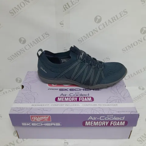 PAIR OF SKETCHERS AIR COOLED TRAINERS SIZE 10 WOMENS