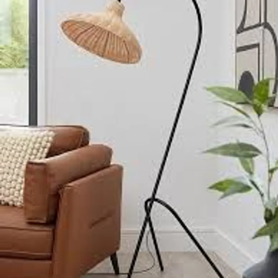 ARCHED FLOOR LAMP WITH RATTAN SHADE RRP £80