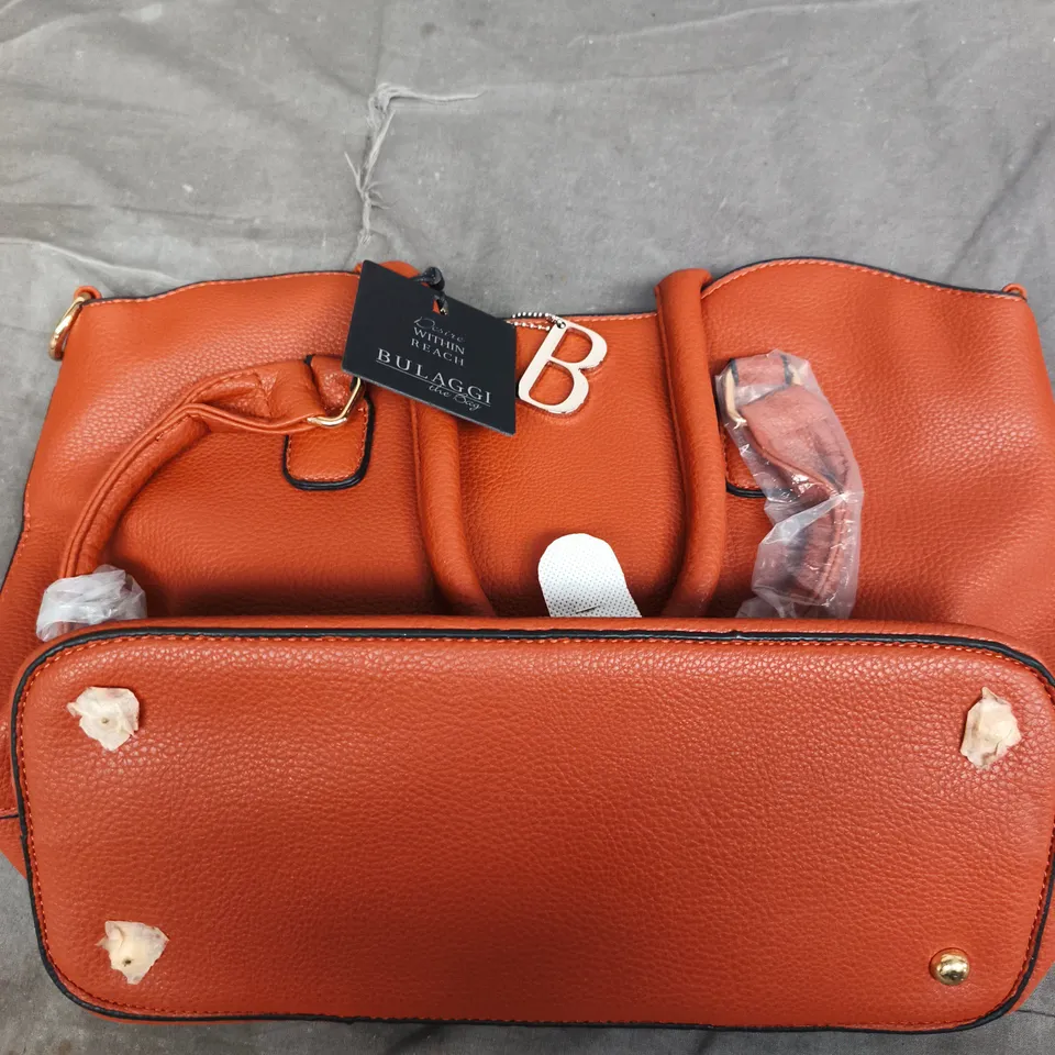 BULAGGI TAN LEATHER HANDBAG WITH METAL B LOGO 