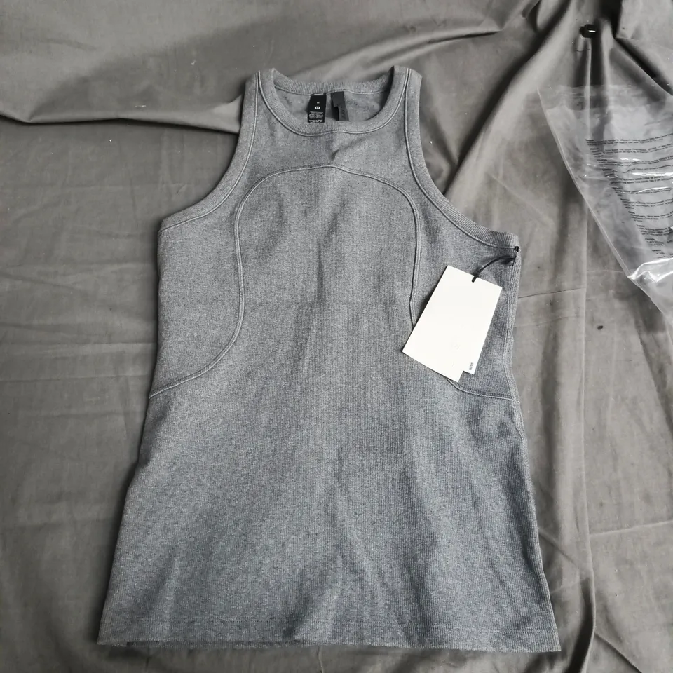SLNSH GREY WOMEN'S SLEEVELESS ATHLETIC VEST – SIZE M