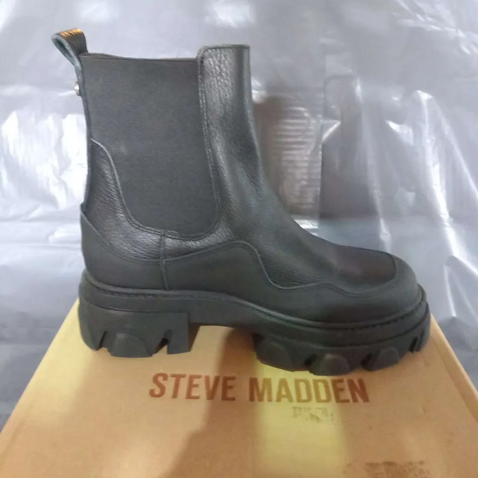 BOXED STEVE MADDEN MERILYN BLACK ANKLE BOOTS SIZE 5