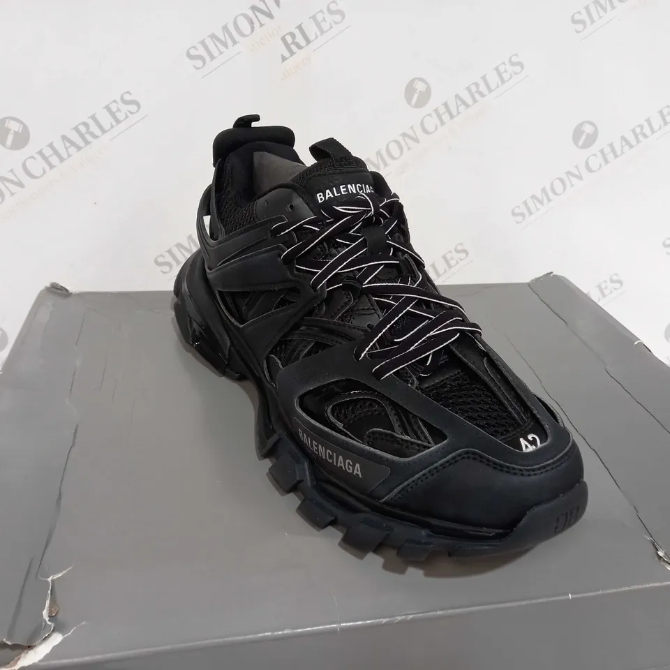 BOXED BALENCIAGA TRACK PANELLED TRAINER - UK SIZE 8