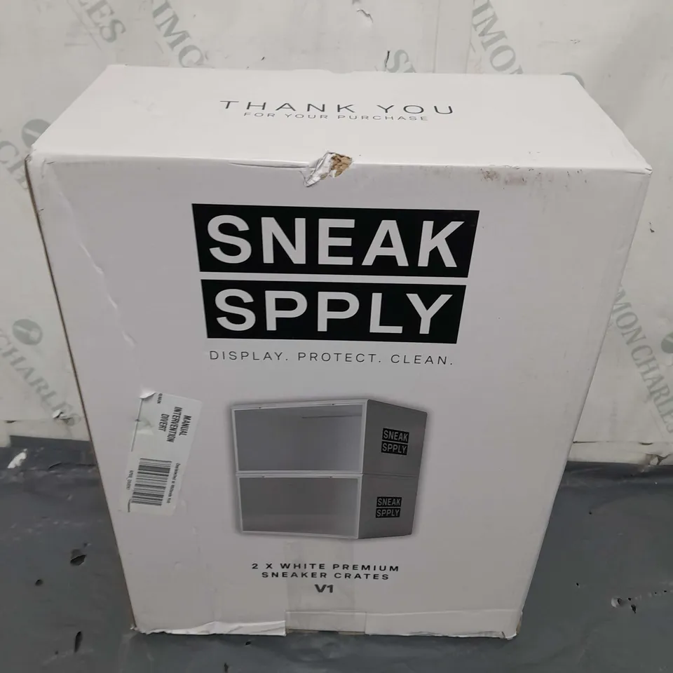 BOXED SNEAK APPLY 2x WHITE PREMIUM SNEAKER CRATES