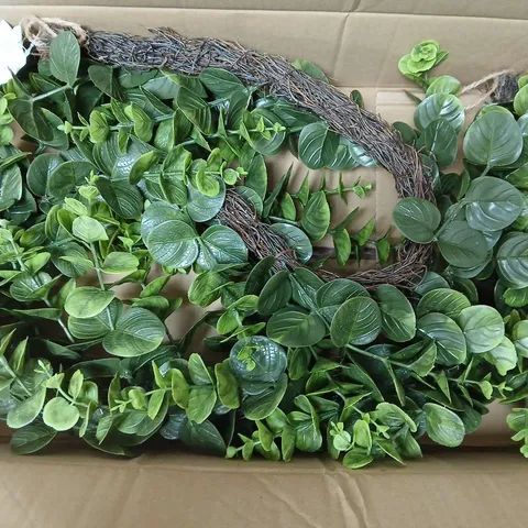 BOXED EUCALYPTUS CHRISTMAS GARLAND – 180 CM