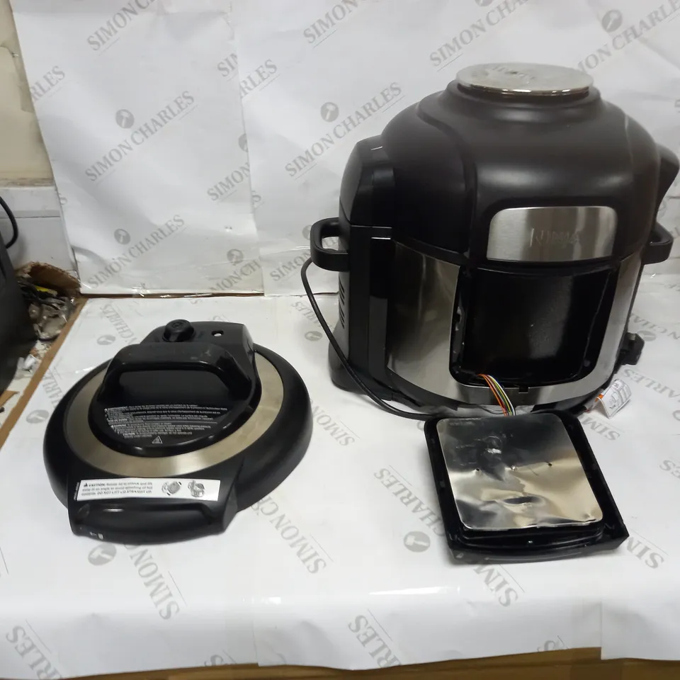 NINJA FOODI MAX MULTI-COOKER 