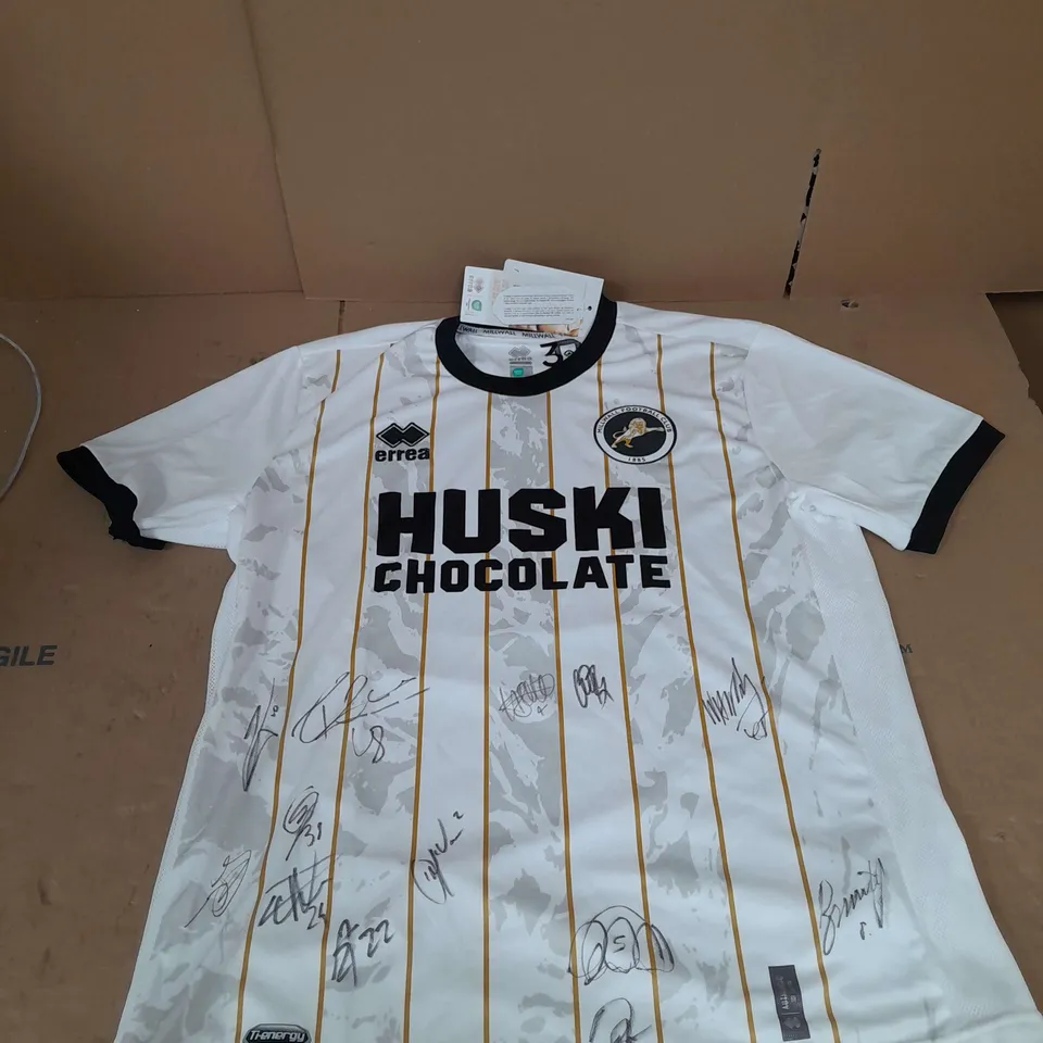 SIGNED MILLWALL FC AWAY SHIRT SIZE M