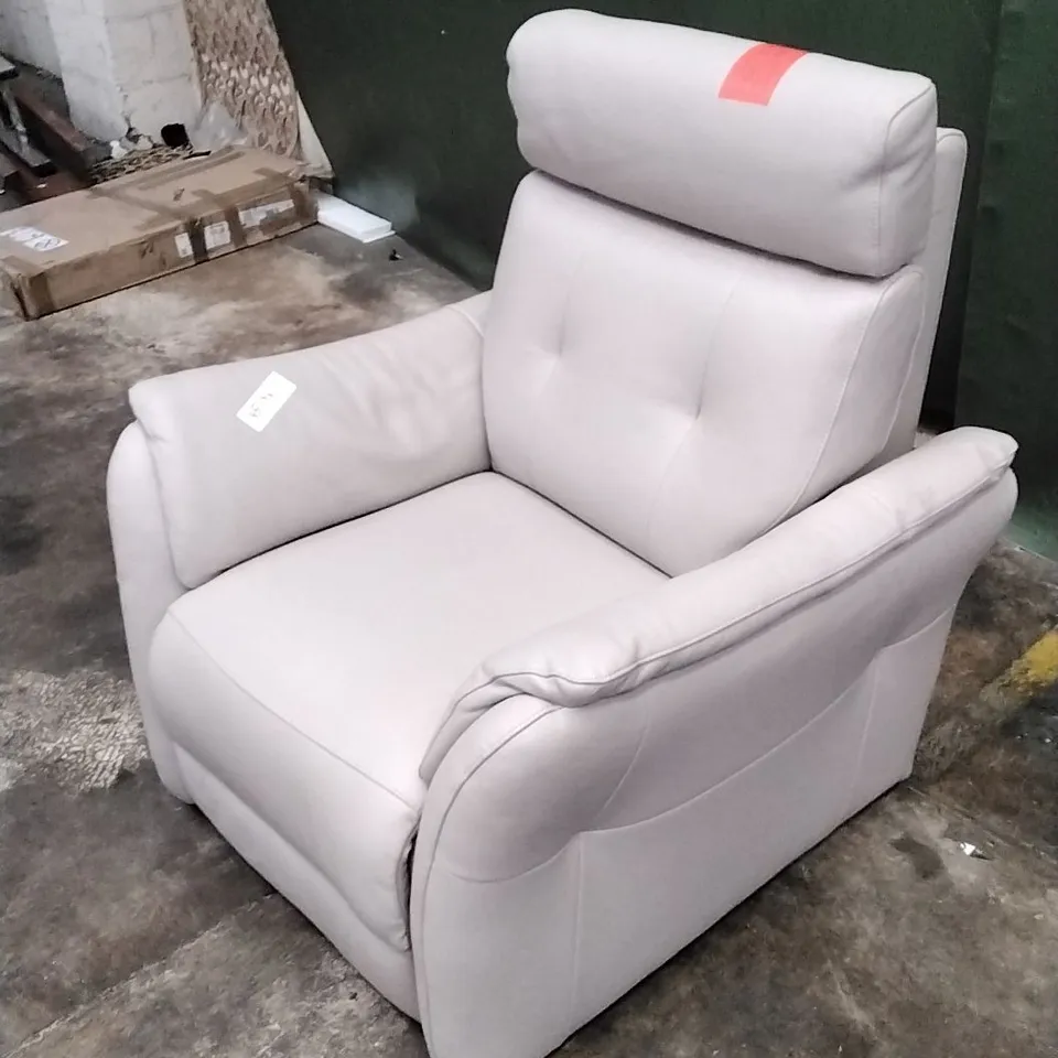 QUALITY ITALIAN DESIGNER PLUTONE POWER RECLINER ARMCHAIR IN WHITE GREY LEATHER
