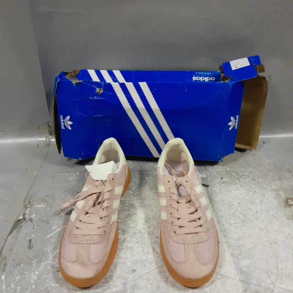 BOXED PAIR OF ADIDAS HANDBALL SPEZIAL PINK WHITE UK 7.5