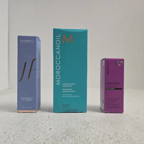 APPROXIMATELY 15 ASSORTED COSMETIC ITEMS INCLUDING VARIOUS MAKES AND BRANDS - COLLECTION ONLY