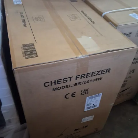 BOXED SWAN CHEST FREEZER SR750145W