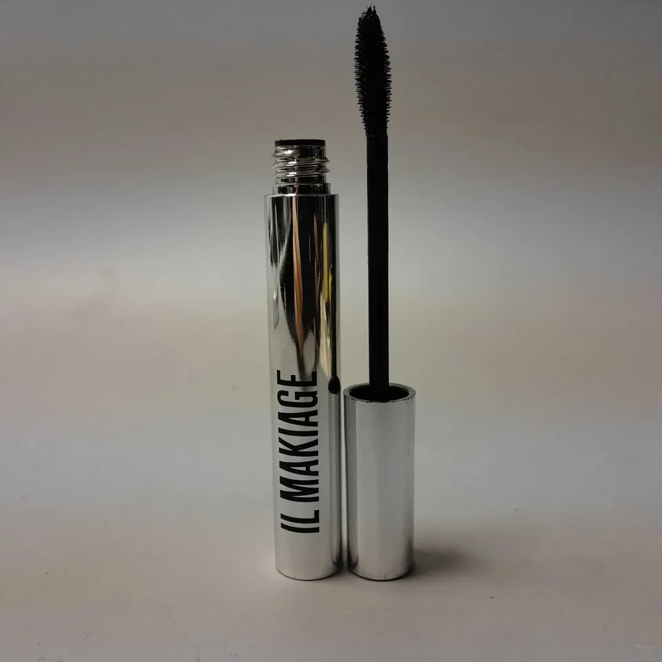 BOXED IL MAKIAGE ICON HIGH VOLUME & INTENSE CURL MASCARA (8ml)