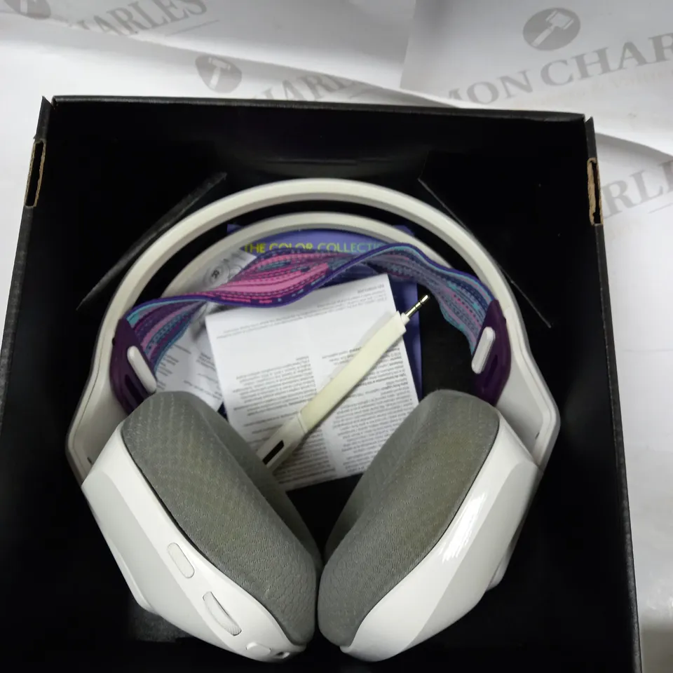 LOGITECH G733 LIGHTSPEED WIRELESS GAMING HEADSET