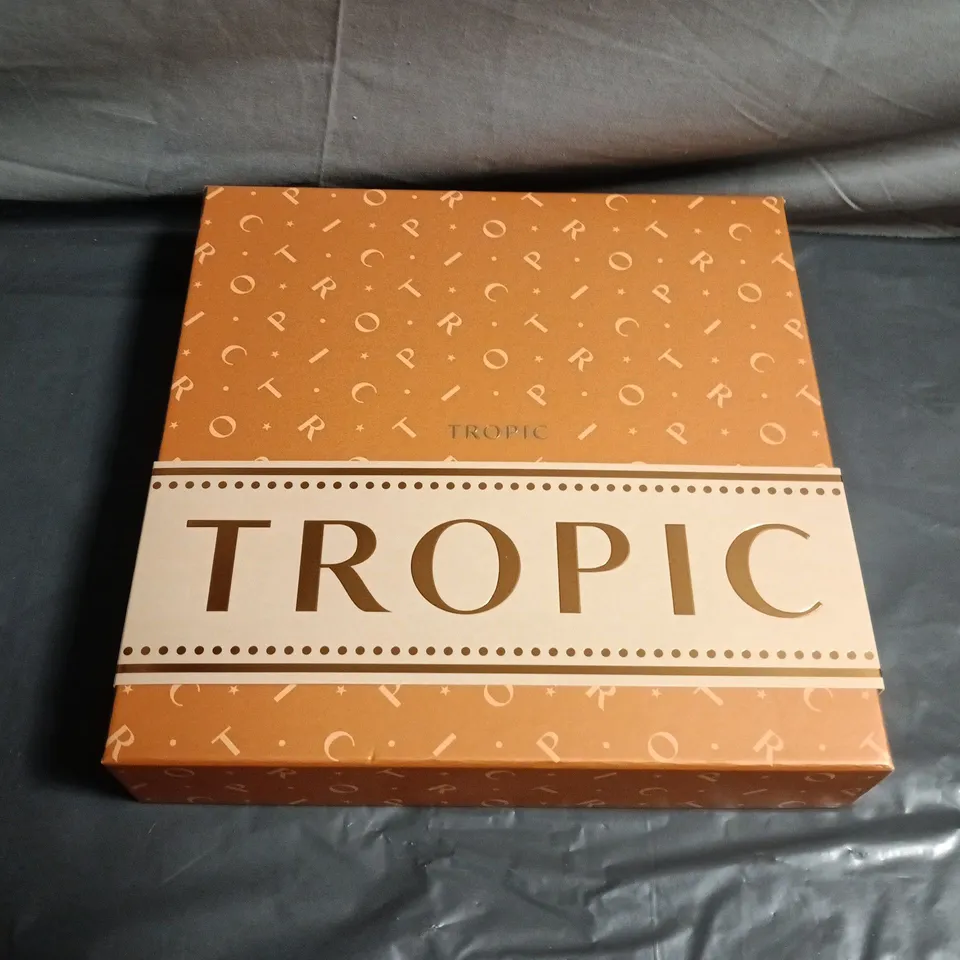 TROPIC SKINCARE GIFT SET