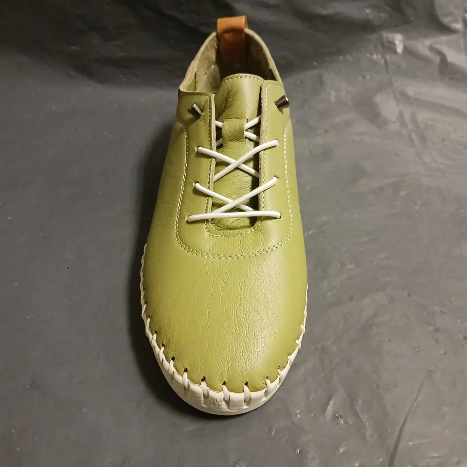 BOXED PAIR OF LUNAR SHOES IN GREEN UK SIZE 4