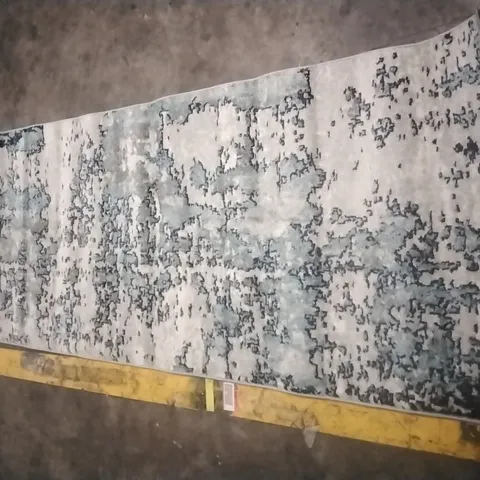 WYONA POWER LOOM DARK BLUE,WHITE,CHARCOAL RUG APPROXIMATELY 80X220CM