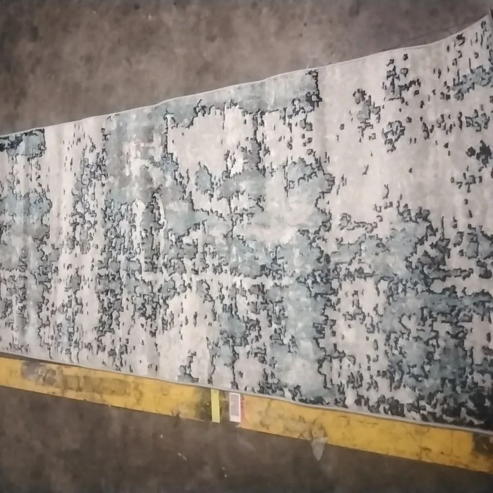 WYONA POWER LOOM DARK BLUE,WHITE,CHARCOAL RUG APPROXIMATELY 80X220CM