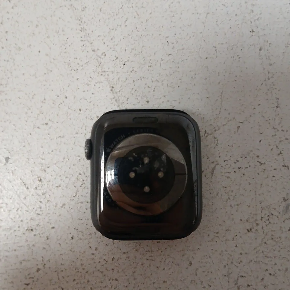 APPLE WATCH SERIES 6 44MM GPS ALUMINIUM SPACE GREY