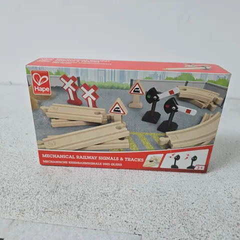 HAPE MECHANICAL RAILWAY SIGNALS & TRACKS - WOODEN TRAIN SET (BOXED, AGE 3+)