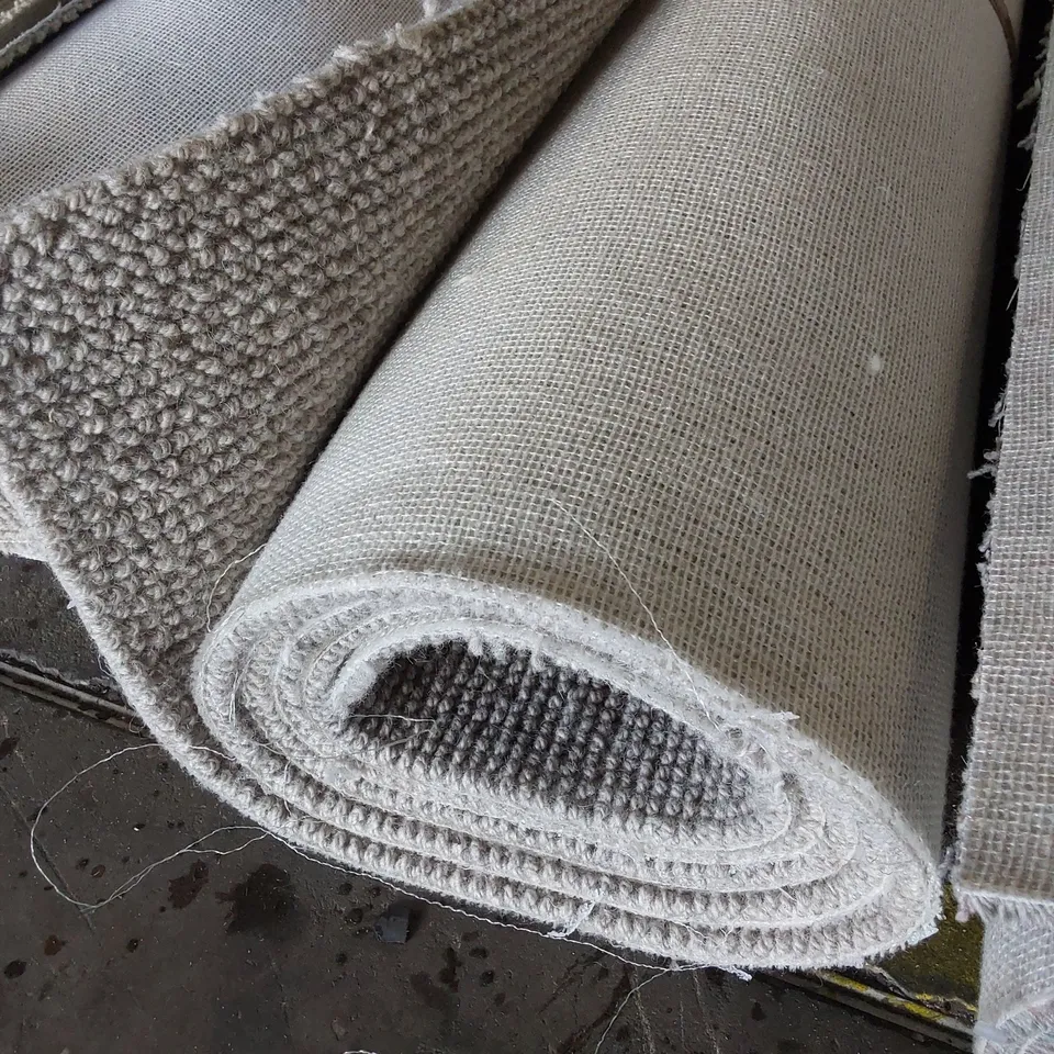 ROLL OF QUALITY BEACHCOMBER DUNE CARPET // SIZE APPROX: 5m X 3m