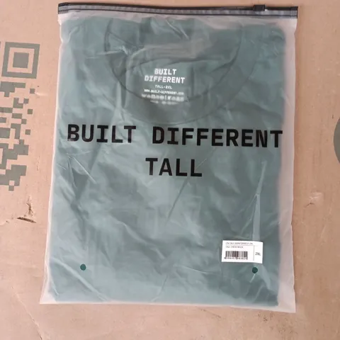 BAGGED BUILT DIFFERENT TALL CREW NECK T-SHIRT IN GREEN SIZE 2XL