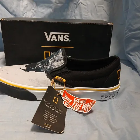 VANS NATIONAL GEOGRAPHIC SLIP-ON SNEAKERS – BLACK/WHITE, UA CLASSIC SLIP-ON