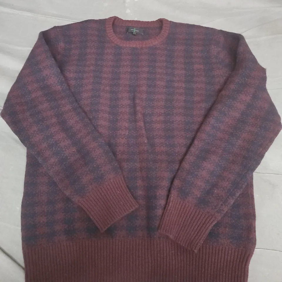 JASPER CONRAN KNIT SWEATER – BURGUNDY/NAVY CHECK, UK SIZE L