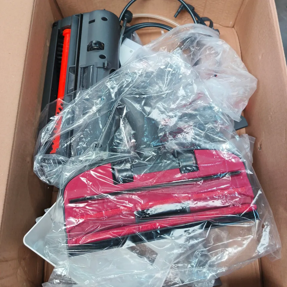 THOMAS FAMILY & PET CARPET WASHER AND VACUUM 