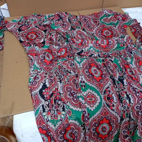 LOT OF 2 X ONJENU LONDON SYDNEY DRESS IN SIZE 10 AND 12