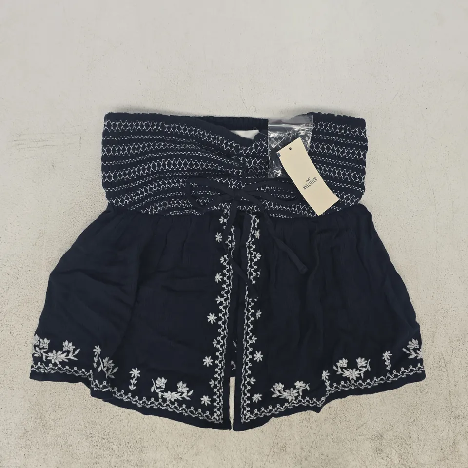 HOLLISTER EASY STRAPLESS FLYAWAY BABYDOLL TOP IN DARK NAVY/IVORY SIZE XS